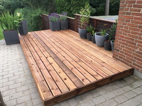 Cost of Platform Deck Installation in South Lyon